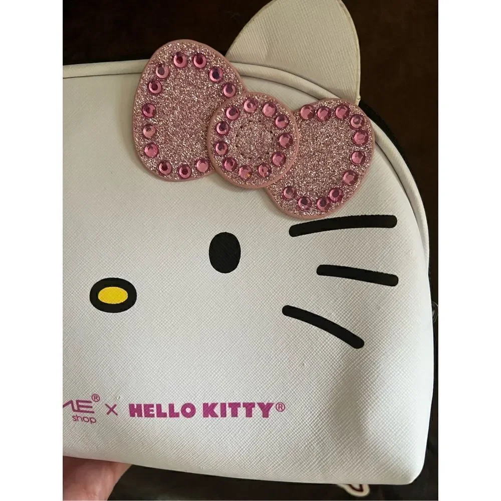 The Creme Shop x Hello Kitty Bling Bling Makeup Pouch